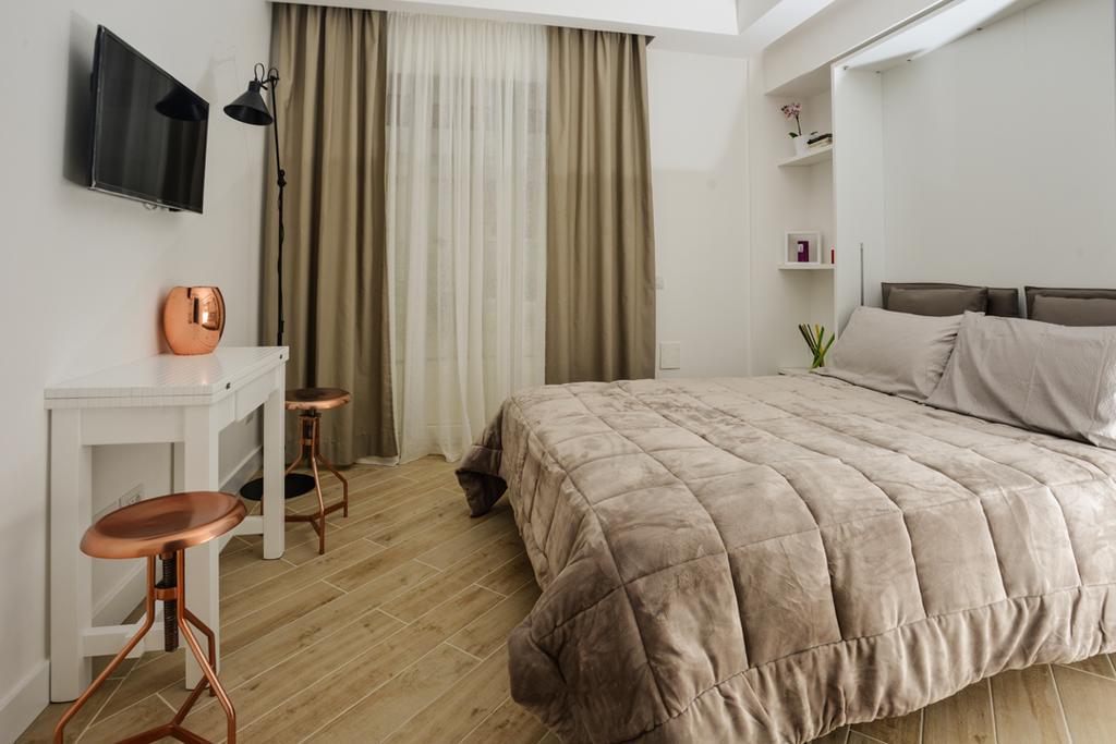 Click&Sleep Fuorigrotta Apartment Napoli Ngoại thất bức ảnh